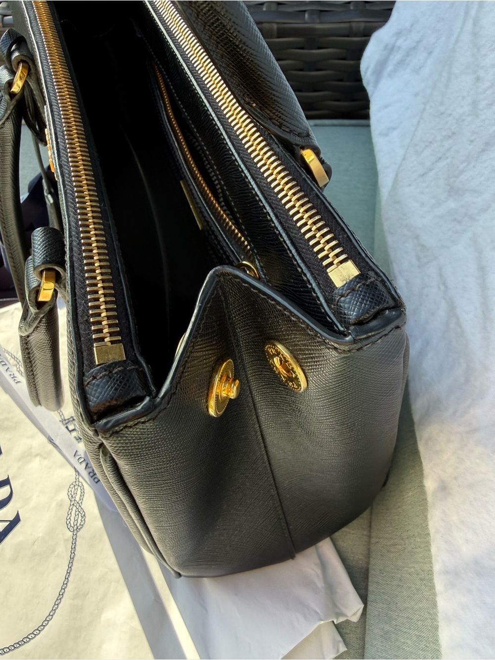 Prada Galleria medium Saffiano leather bag authentic - Picture 6 of 13